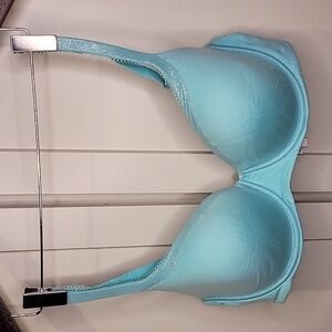 Body By Victoria's Secret turquoise bra 36DD